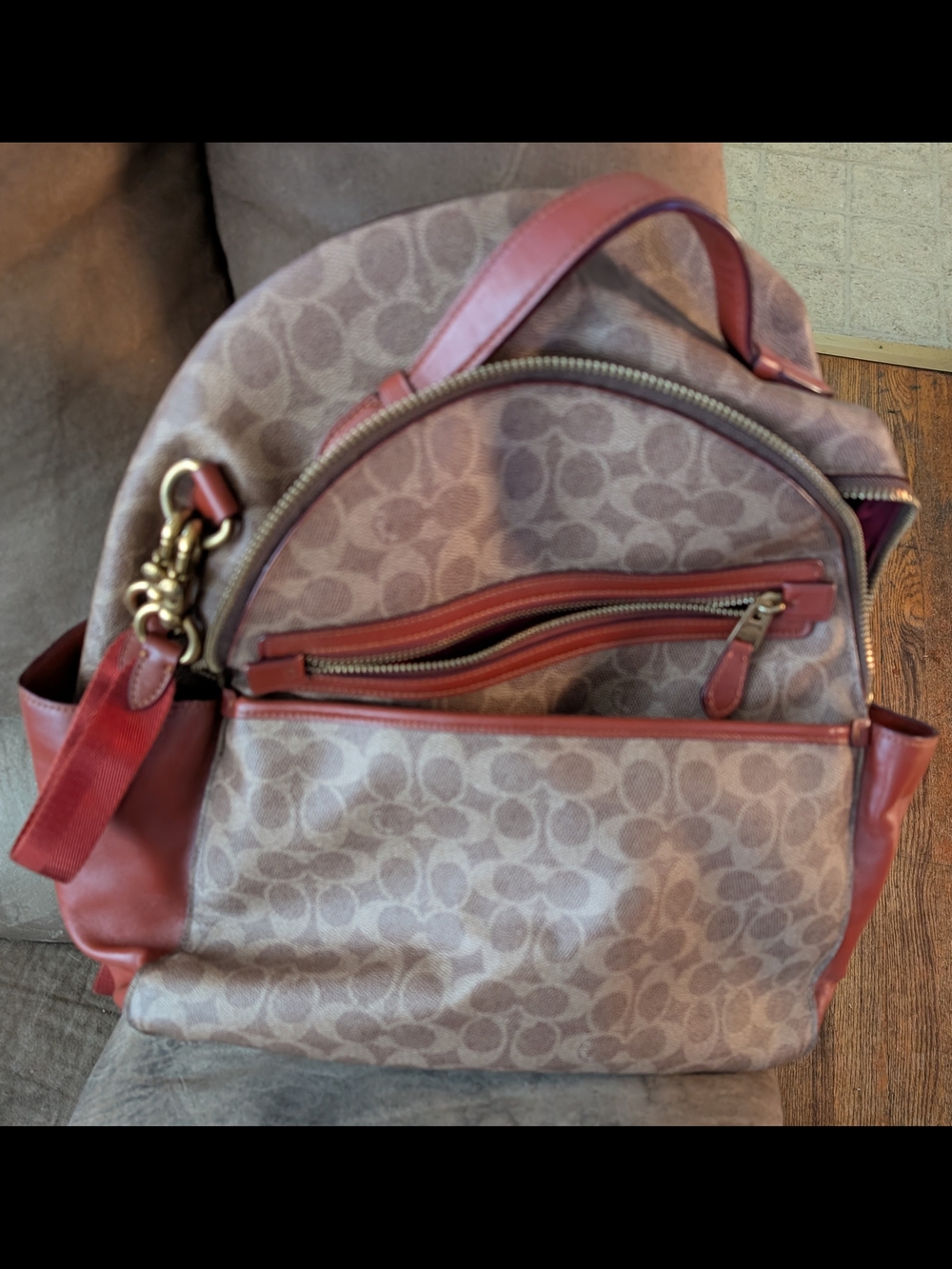 Coach Signature Canvas Backpack in Brown with Red Leather Trim - Picture 5 of 6